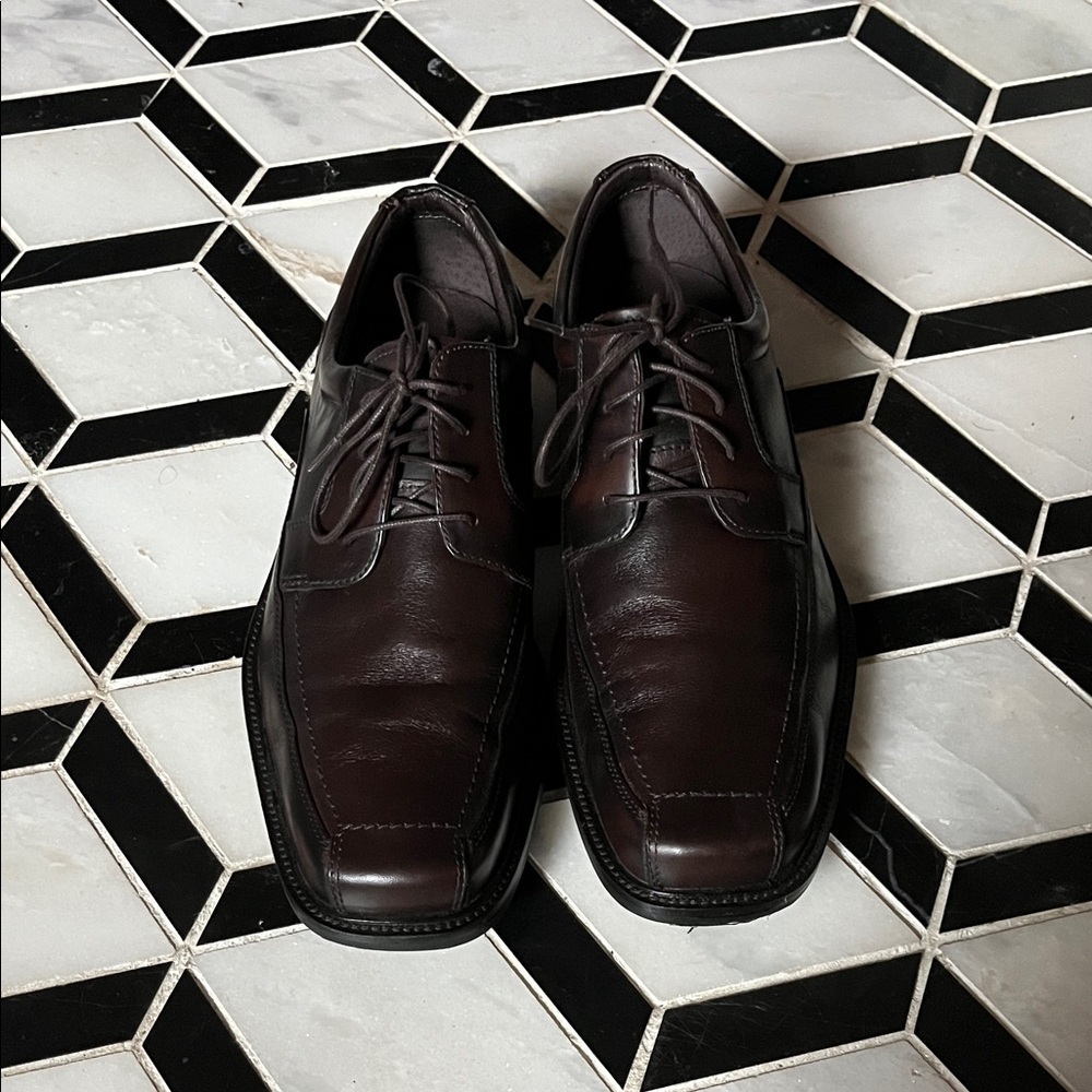 Johnston & Murphy Dark Brown Leather Oxfords